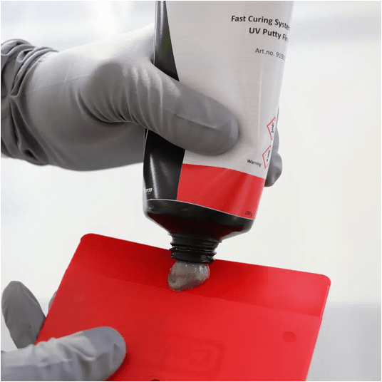 Szpachlówka Colad UV Fine Fast Curing System 220g -zdjęcie numer 3